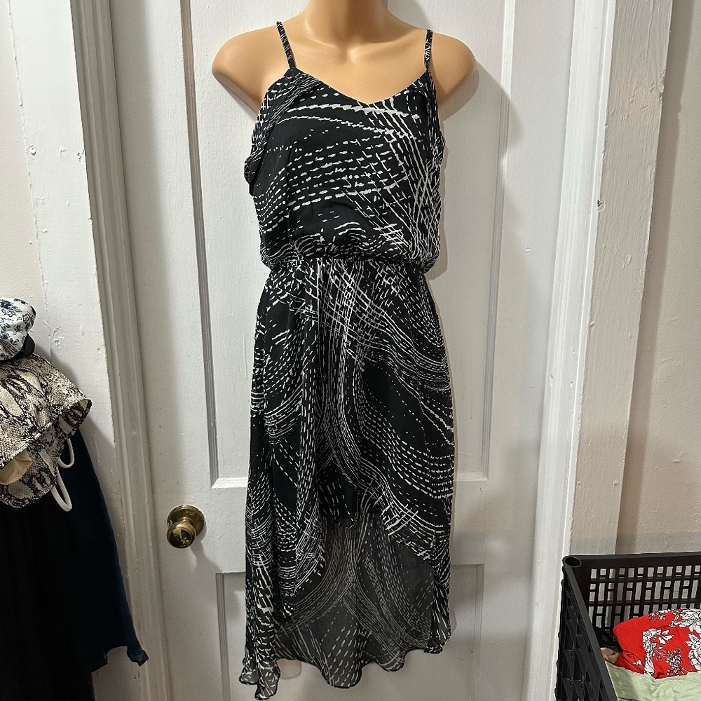 Express Black‎ Patterned Hi-Low Dress in S